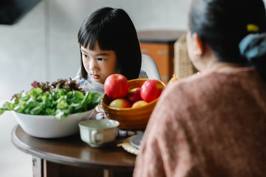 Nourishing Your Kids' Bodies and Minds: Raising Balanced, Healthy Children