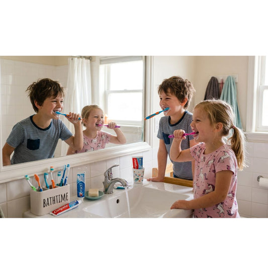 kids brushing teeth